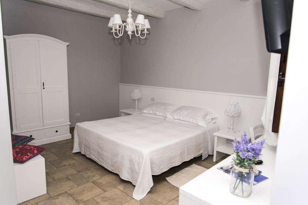 Masseria Gravelle Turi Pokój zdjęcie